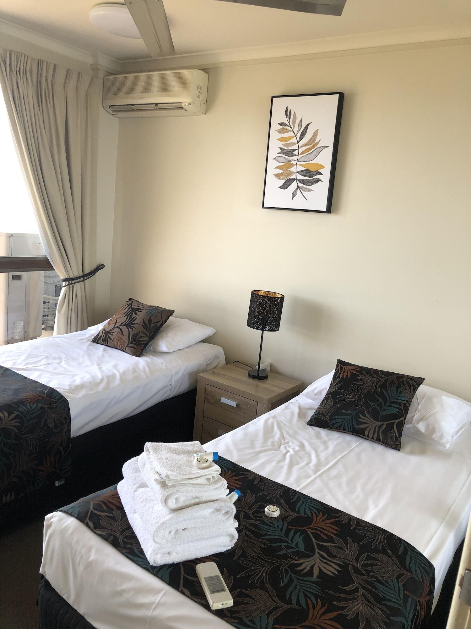 Coral Towers Holiday Suites Cairns Dış mekan fotoğraf