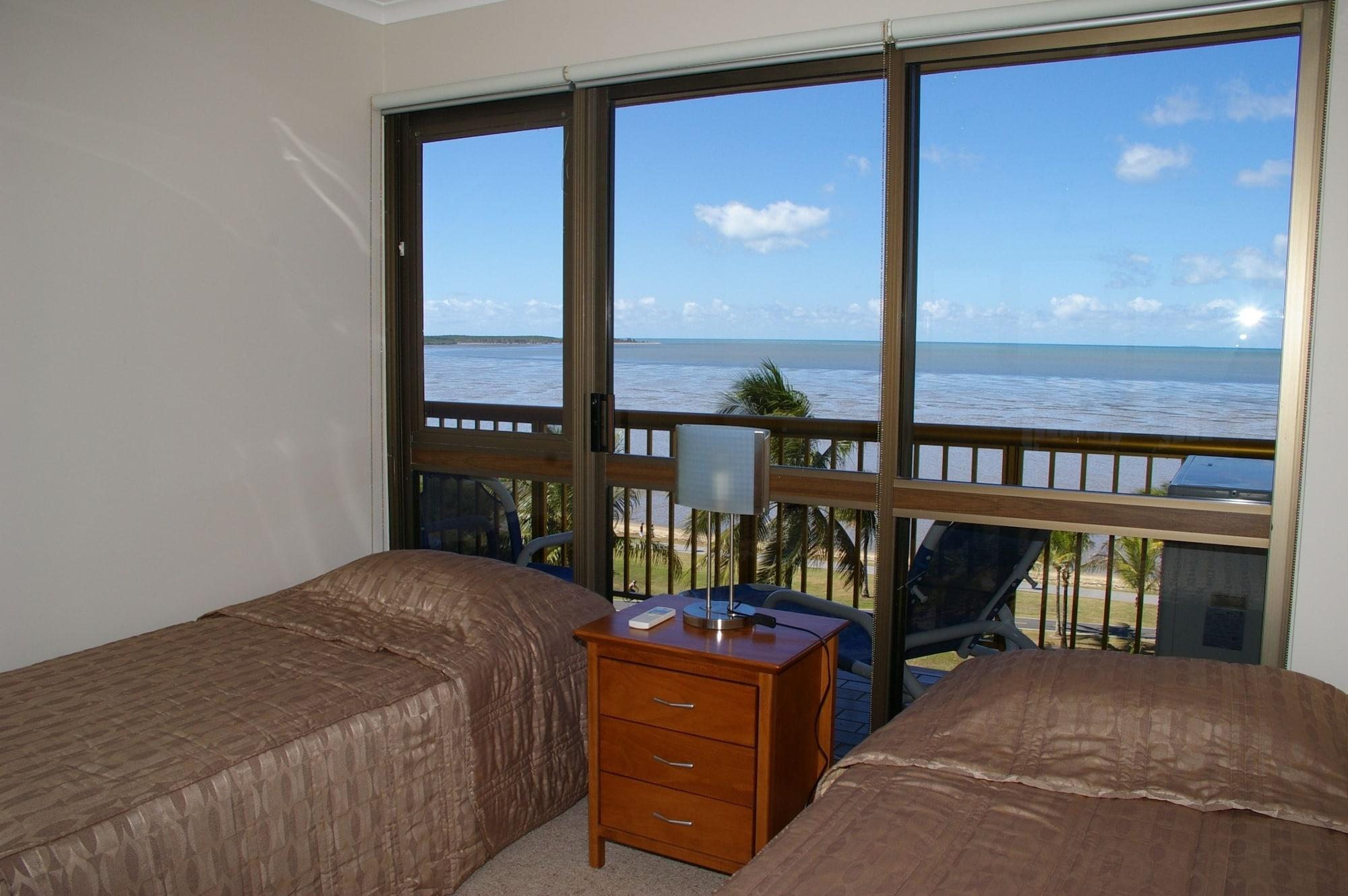 Coral Towers Holiday Suites Cairns Dış mekan fotoğraf