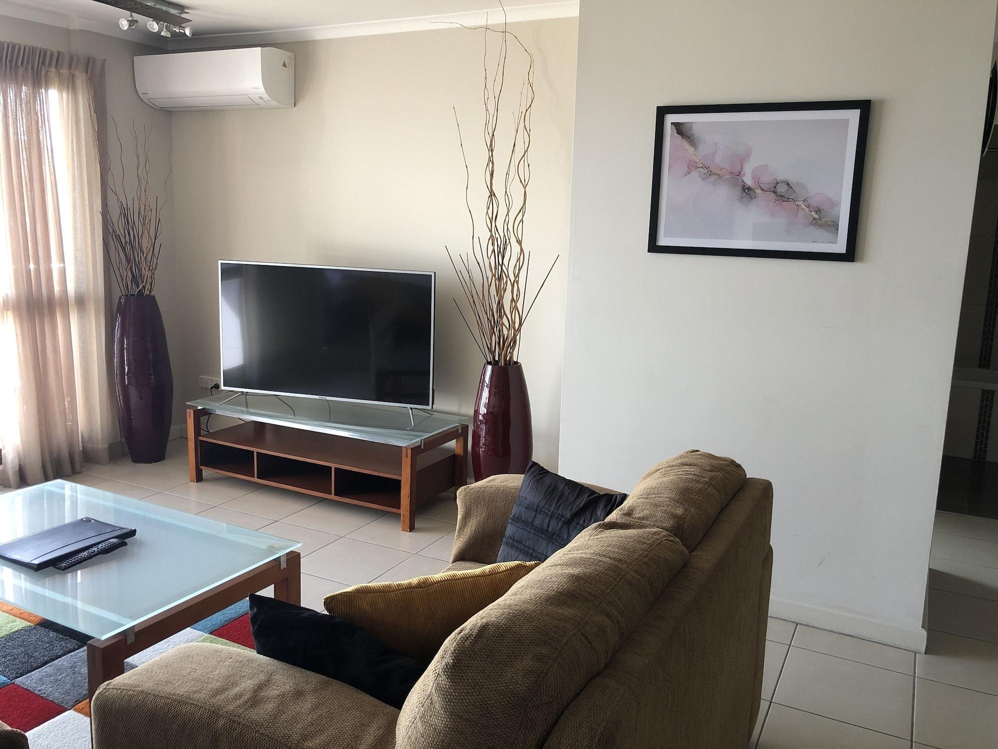 Coral Towers Holiday Suites Cairns Dış mekan fotoğraf