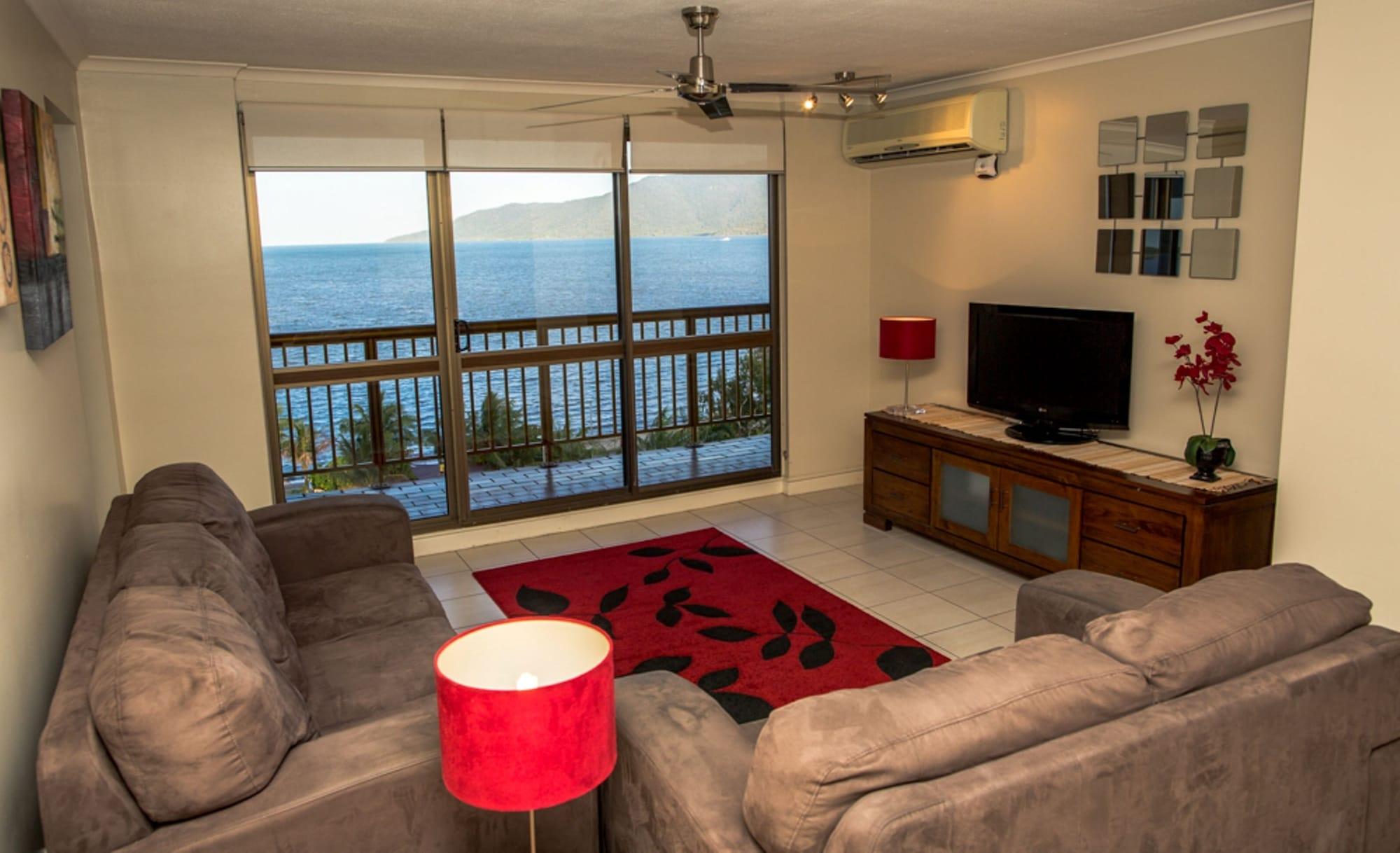 Coral Towers Holiday Suites Cairns Dış mekan fotoğraf